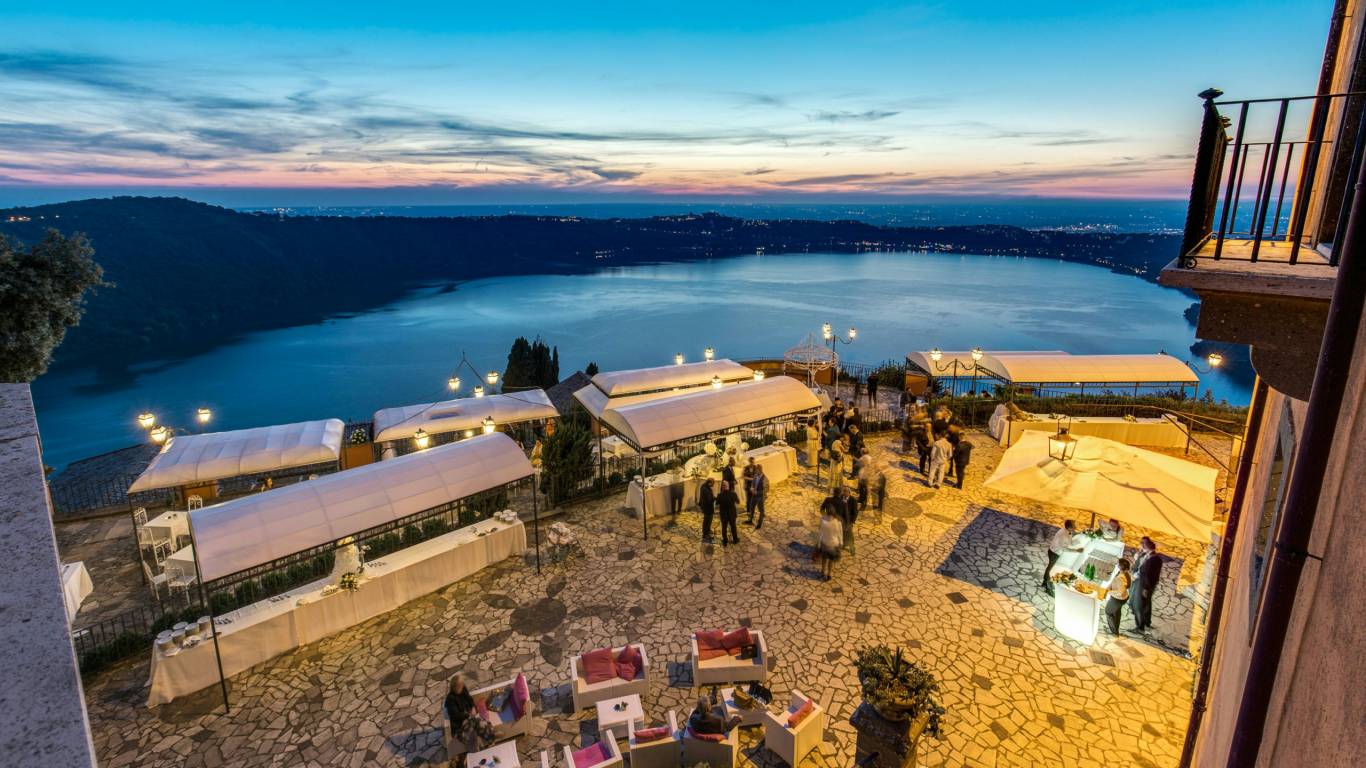 hotel-castel-vecchio-castel-gandolfo-vista-lago