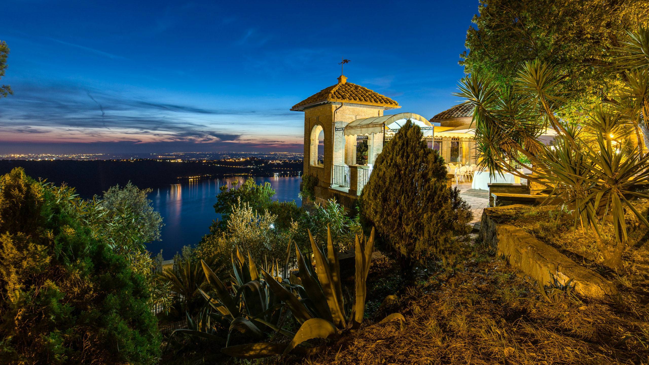 villa-del-cardinale-lago-castel-gandolfo2