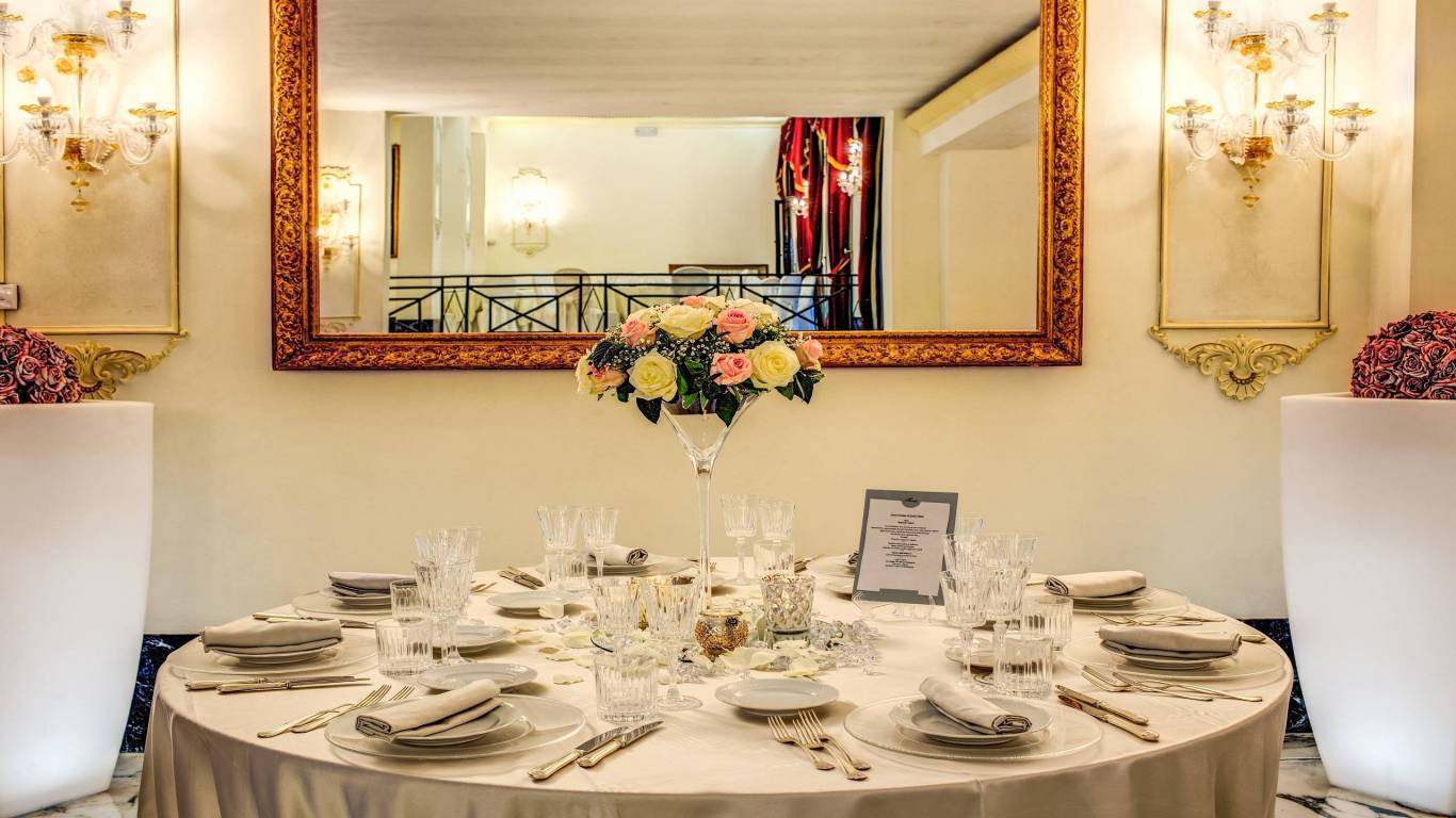 1-foto-eventi-domiziana-mise-en-place-fiori-new