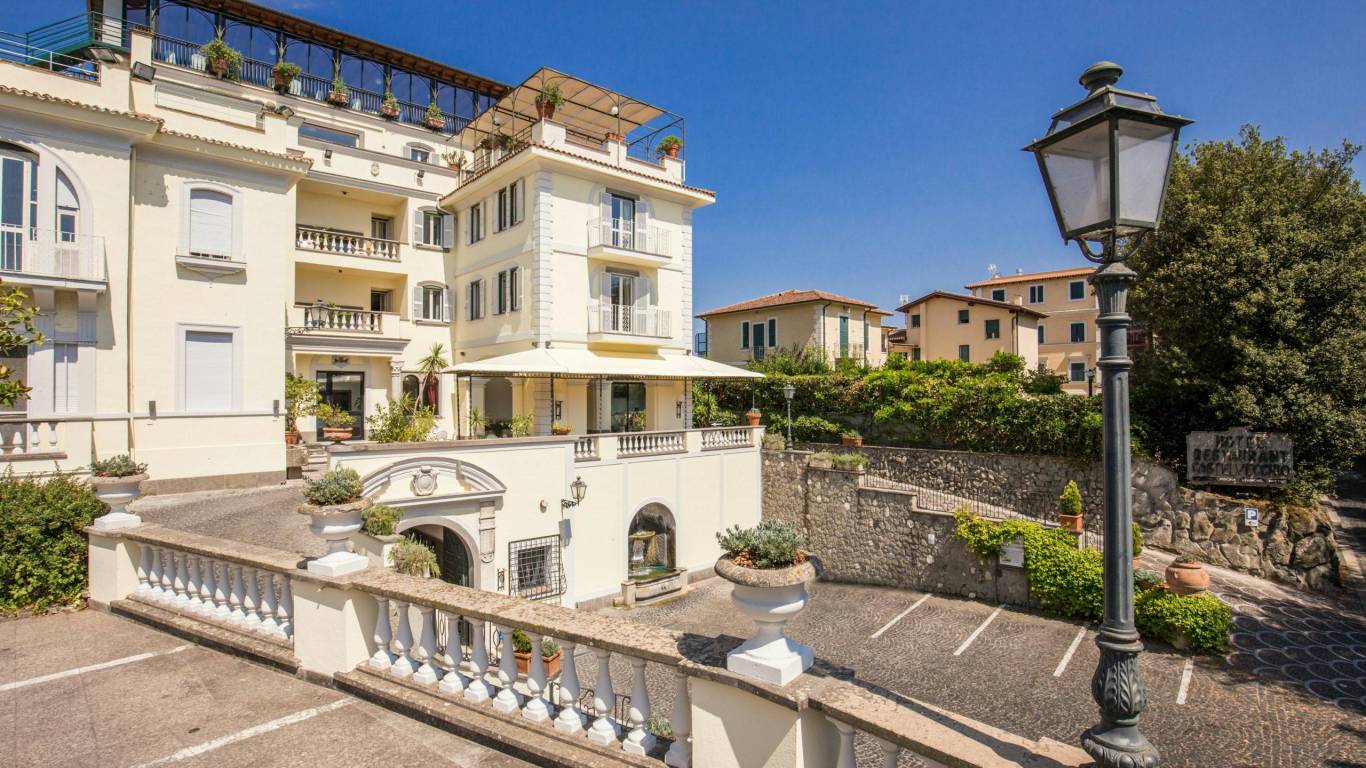 Hotel-Castelvecchio-Castel-Gandolfo-04-new