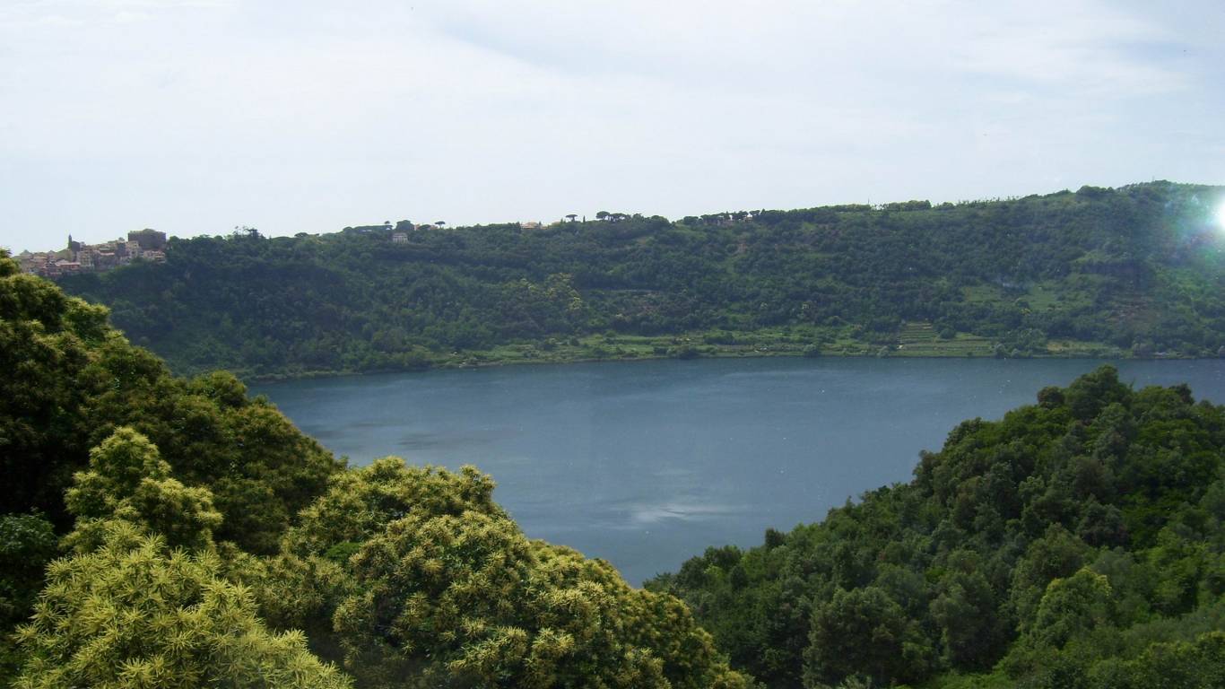 hotel-castel-vecchio-castel-gandolfo-lago-nemi