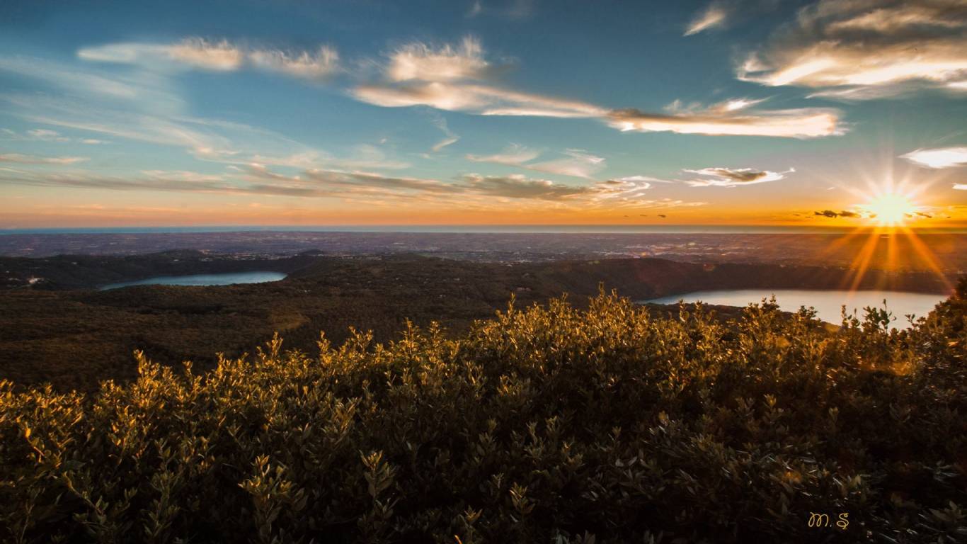 Hotel-Castel-Vecchio-Castel-Gandolfo-monte-cavo-between-the-two-lakes-castel-gandolfo-nemi