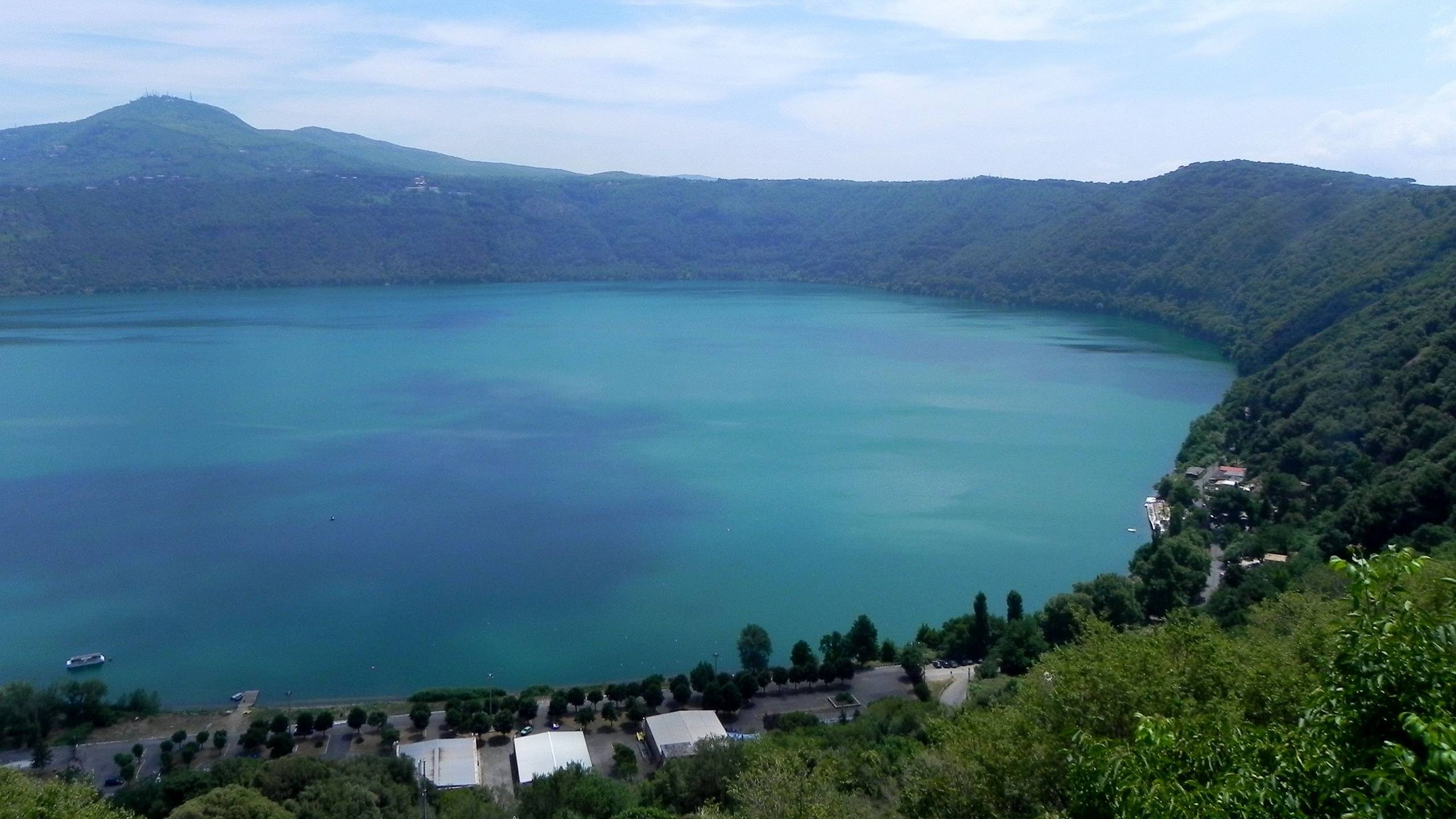 <b> Castelli Romani </b> <br> CASTEL GANDOLFO