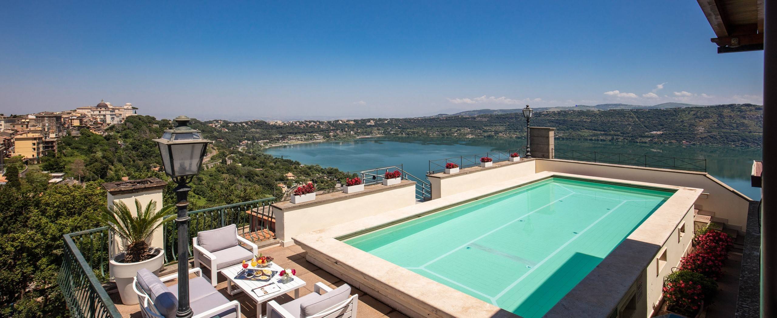 Hotel-Castel-Vecchio-Lago-Albano-Roof-garden-7-Bis