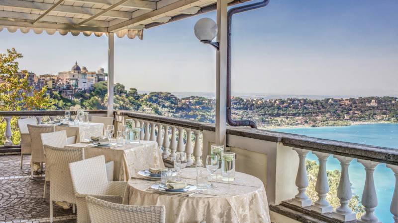 Hotel-Castelvecchio-Castel-Gandolfo-restaurant-13