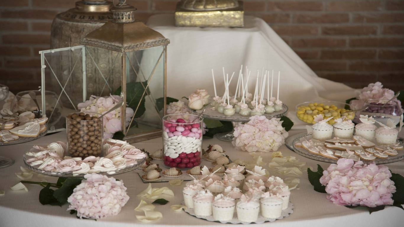 Candy-buffet-table