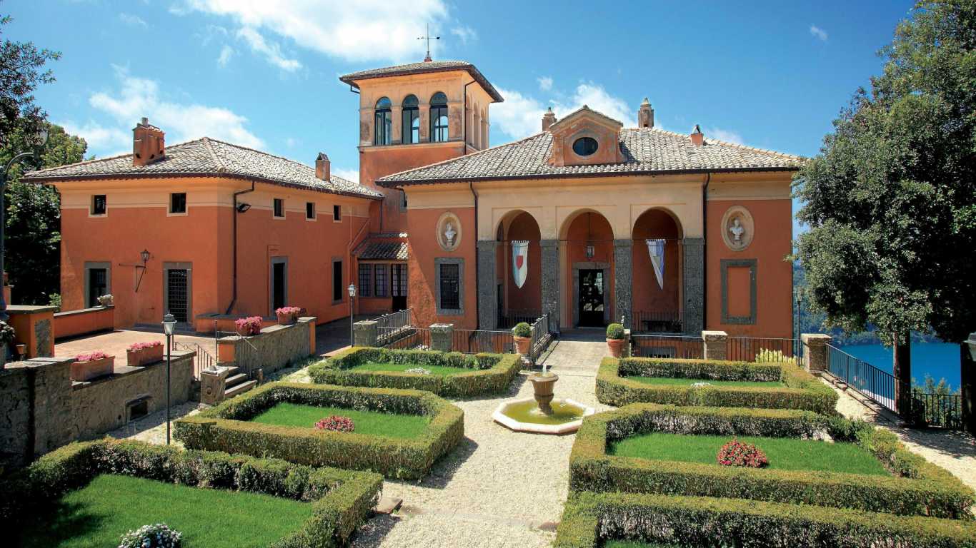 Villa-Del-Cardinale-Rocca-di-Papa-the-villa-19